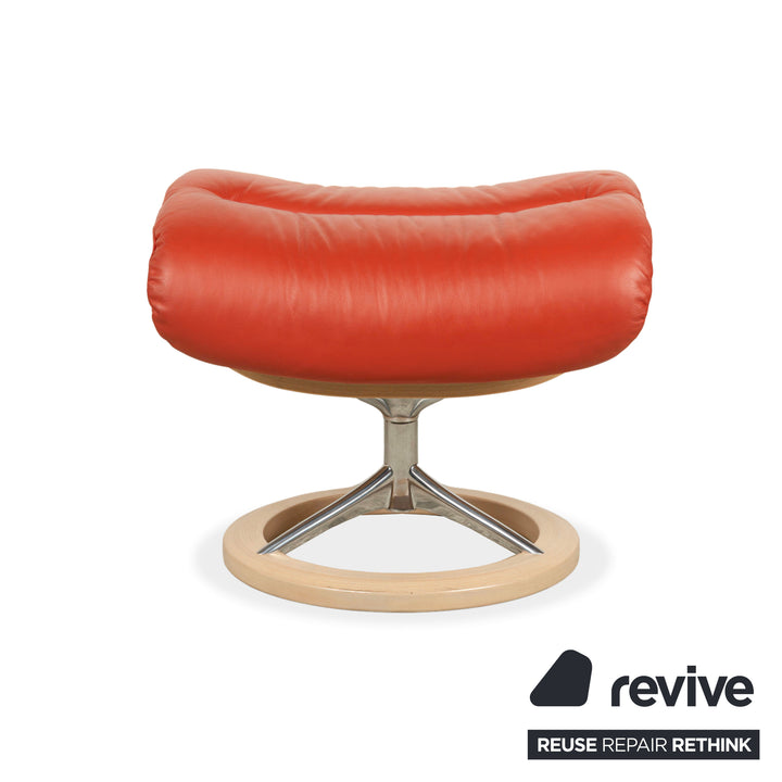 Fauteuil Stressless View en cuir rouge orange, fonction manuelle, y compris la fonction de relaxation du tabouret