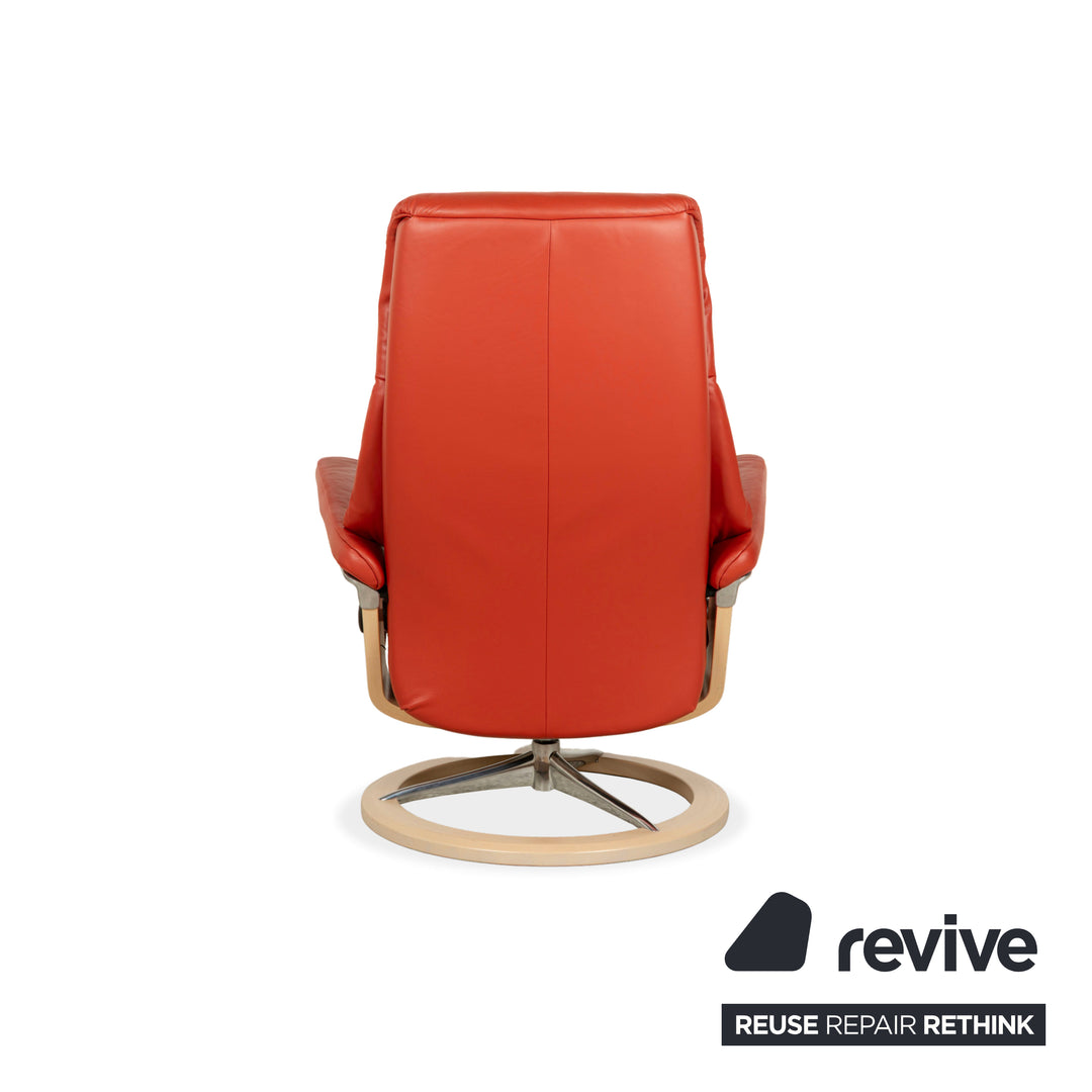 Fauteuil Stressless View en cuir rouge orange, fonction manuelle, y compris la fonction de relaxation du tabouret