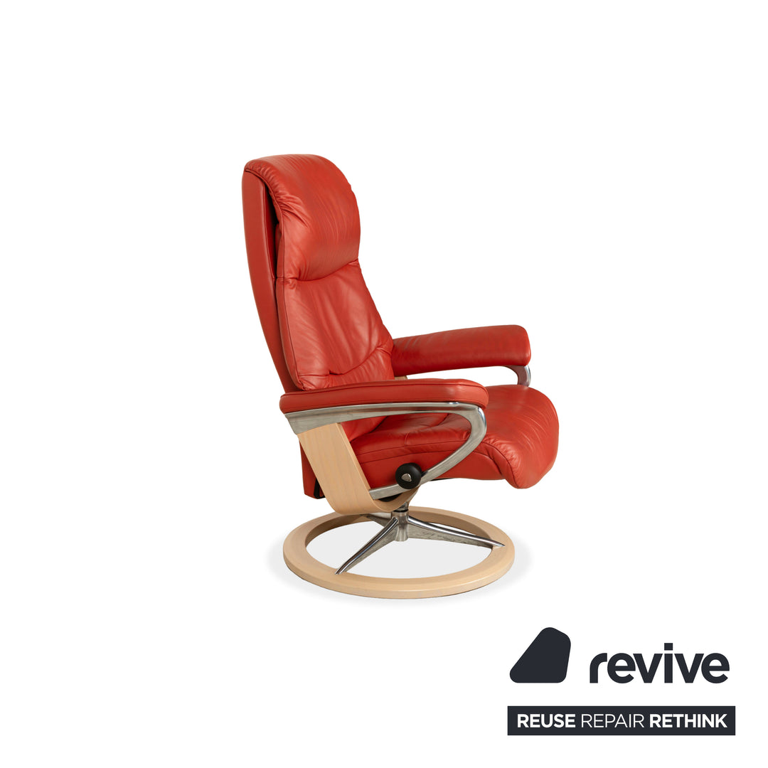 Fauteuil Stressless View en cuir rouge orange, fonction manuelle, y compris la fonction de relaxation du tabouret