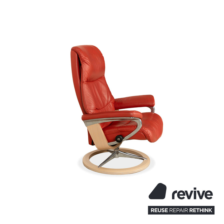 Fauteuil Stressless View en cuir rouge orange, fonction manuelle, y compris la fonction de relaxation du tabouret