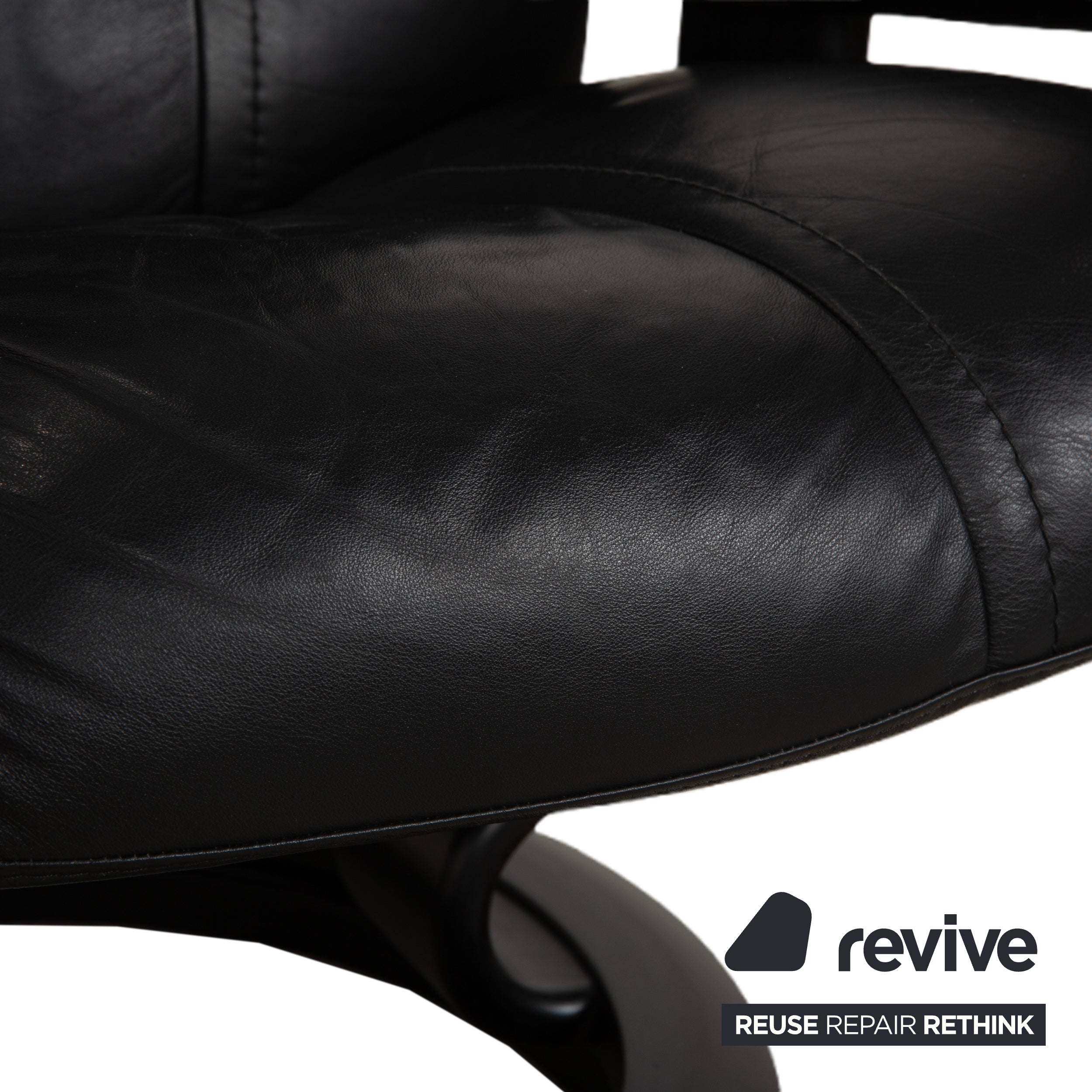 Stressless Wing Leather Armchair Black manual function incl. stool