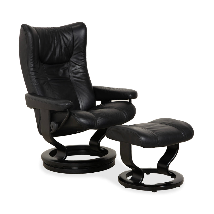 Stressless Wing Leder Sessel Schwarz manuelle Funktion inkl. Hocker