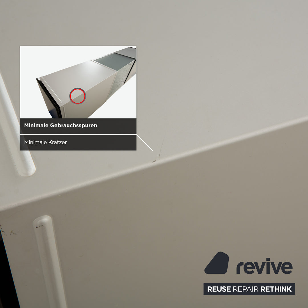 Buffet en métal gris et verre Team by Wellis