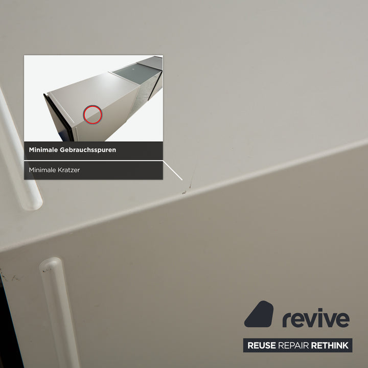 Buffet en métal gris et verre Team by Wellis