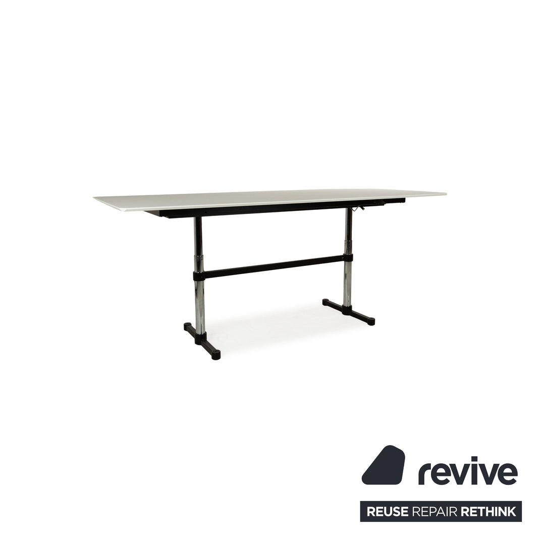 USM Haller Kitos Esstisch Holz Weiß manuelle Funktion 250 x 70-106 x 100 cm