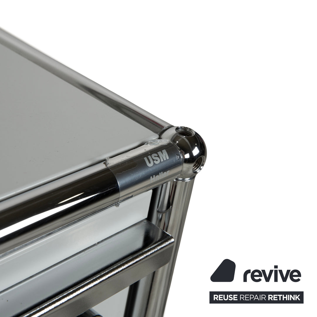 Buffet USM Haller en métal gris clair bleu clair blanc pur avec tiroirs coulissants