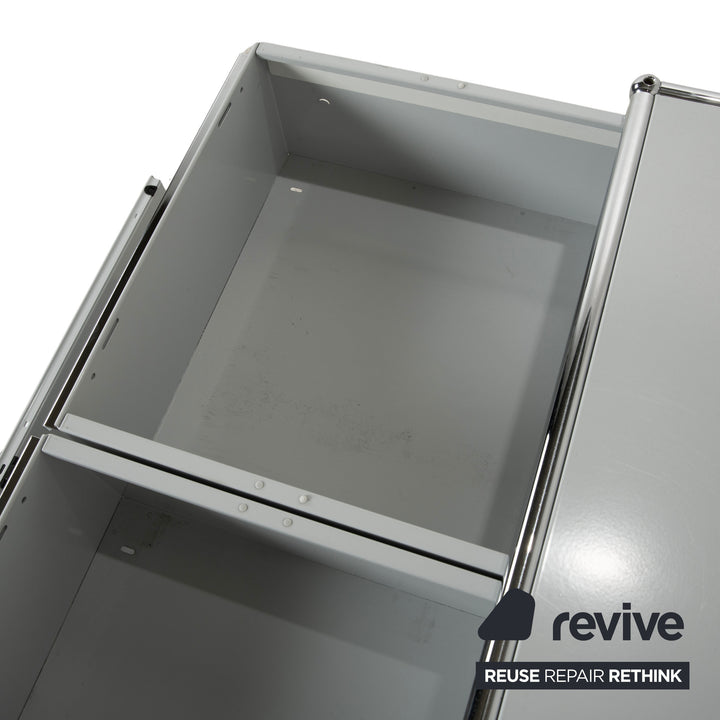 Buffet USM Haller en métal gris clair bleu clair blanc pur avec tiroirs coulissants