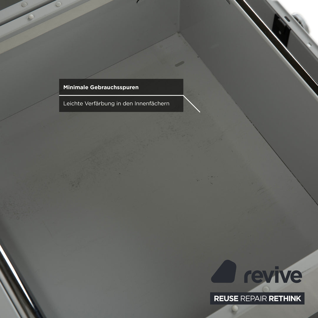 Buffet USM Haller en métal gris clair bleu clair blanc pur avec tiroirs coulissants