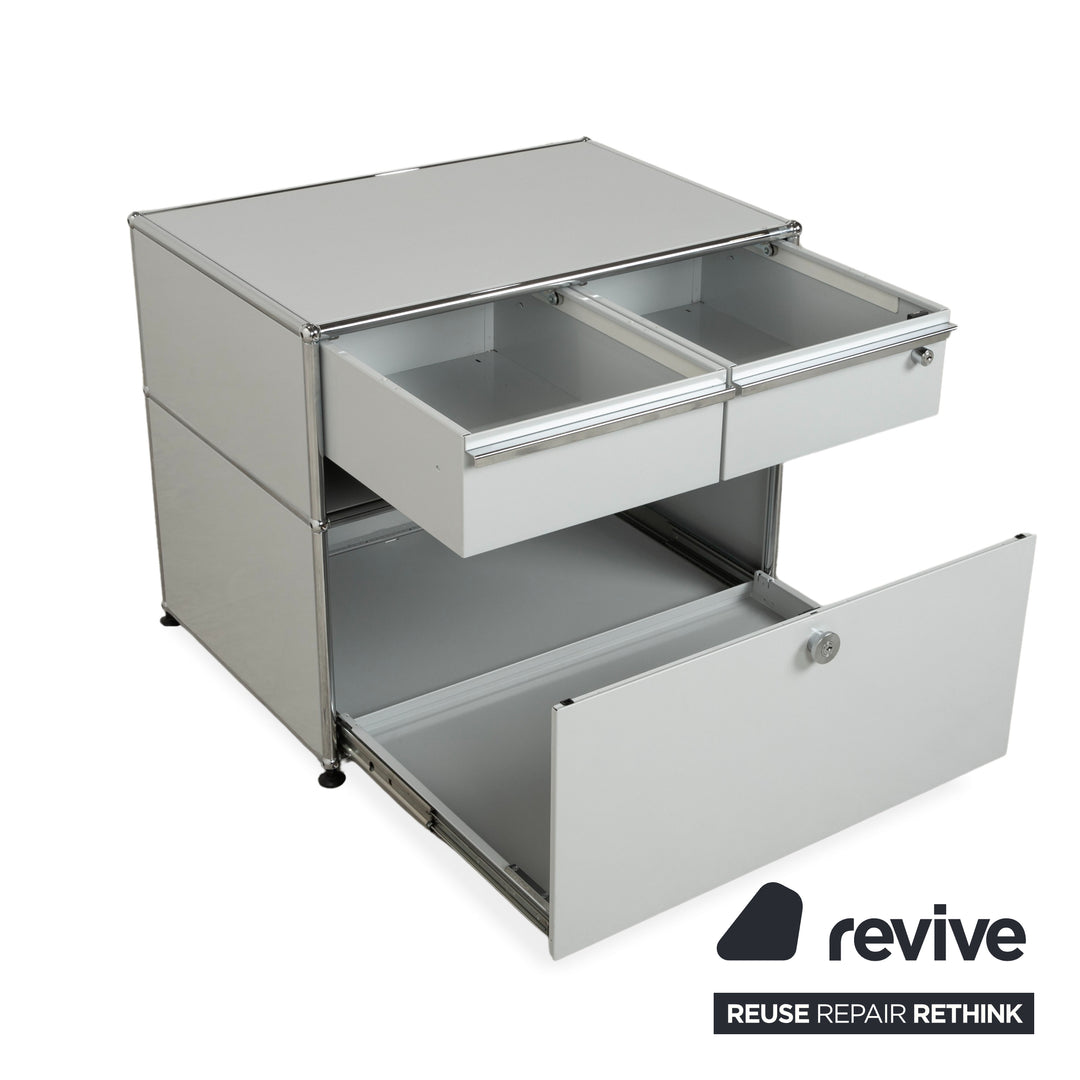 Buffet USM Haller en métal gris clair bleu clair blanc pur avec tiroirs coulissants