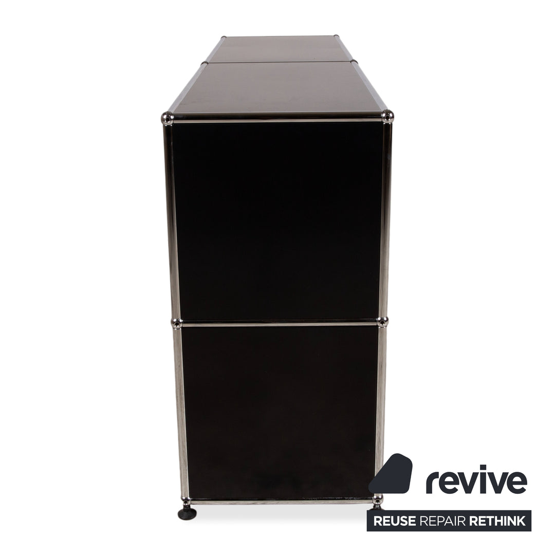 USM Haller Metall Sideboard Schwarz Chrom 2x2 mit einer Klapptür
