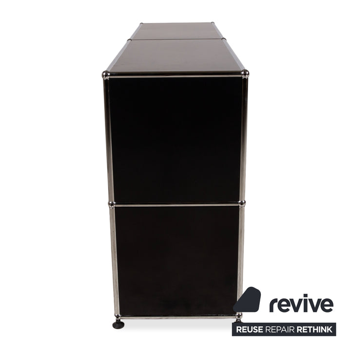 USM Haller Metall Sideboard Schwarz Chrom 2x2 mit einer Klapptür