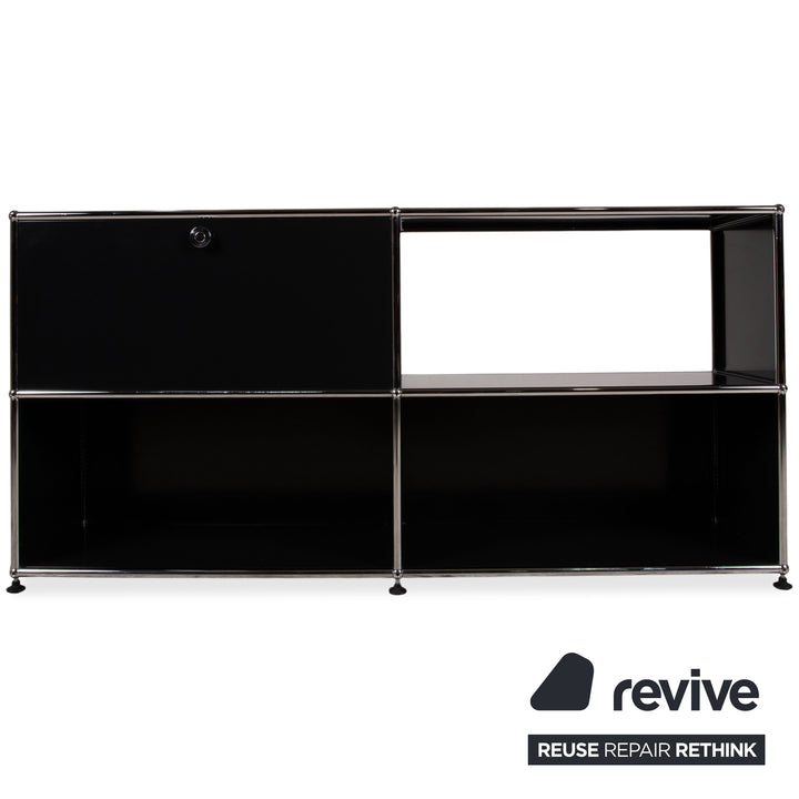 USM Haller Metall Sideboard Schwarz Chrom 2x2 mit einer Klapptür