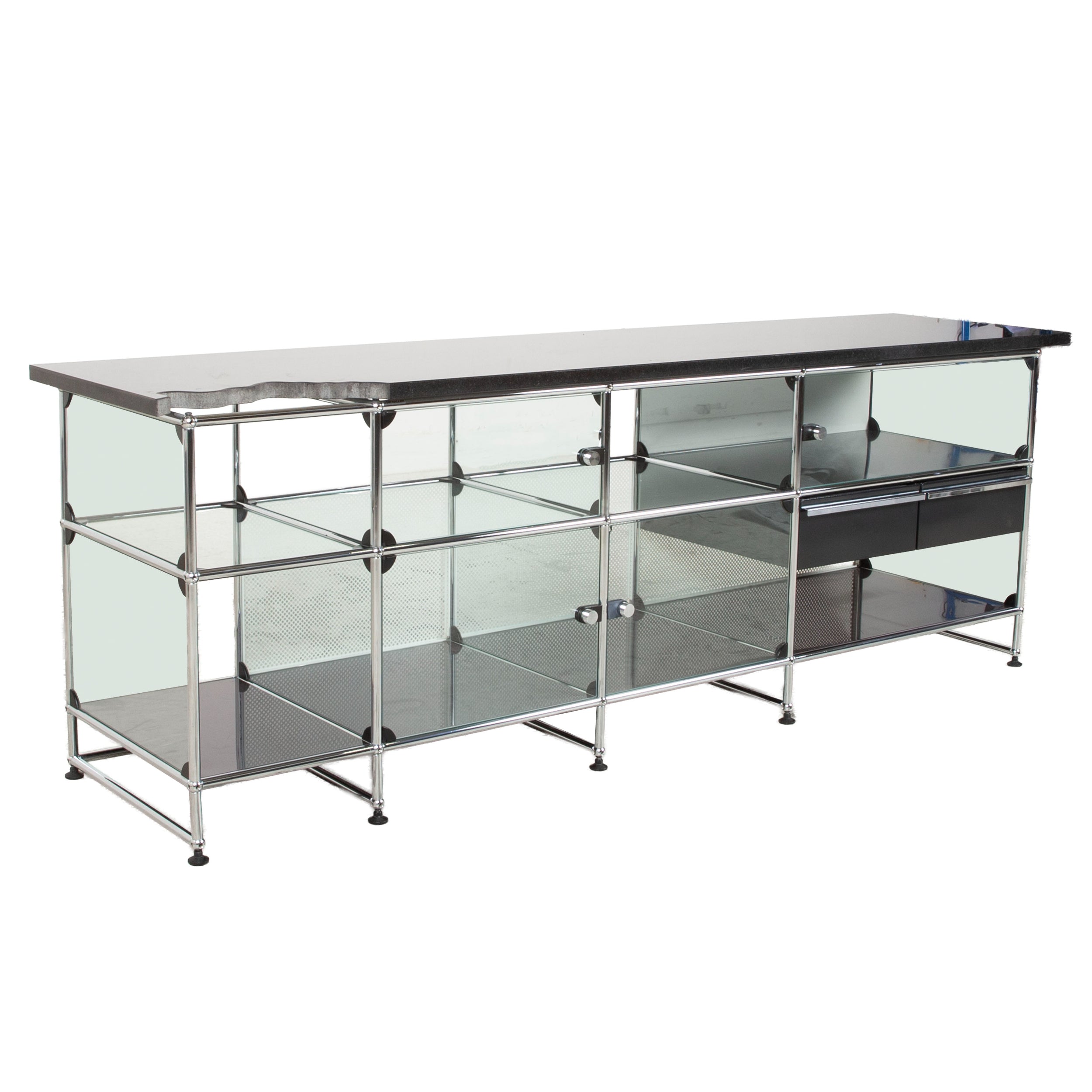 USM Haller Sideboard Schwarz mit selbstgefertigter Granitplatte