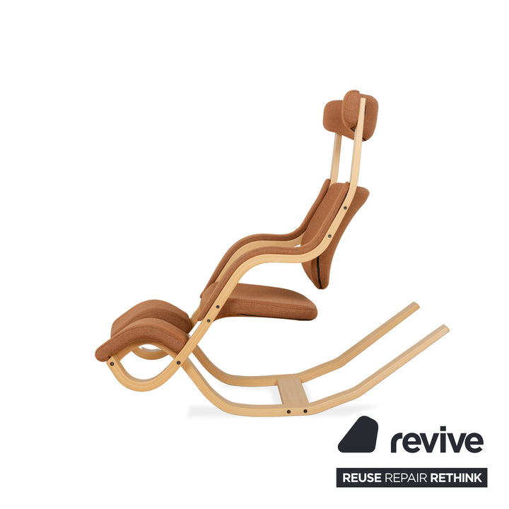 Fauteuil à bascule en tissu Varier Gravity Balans marron