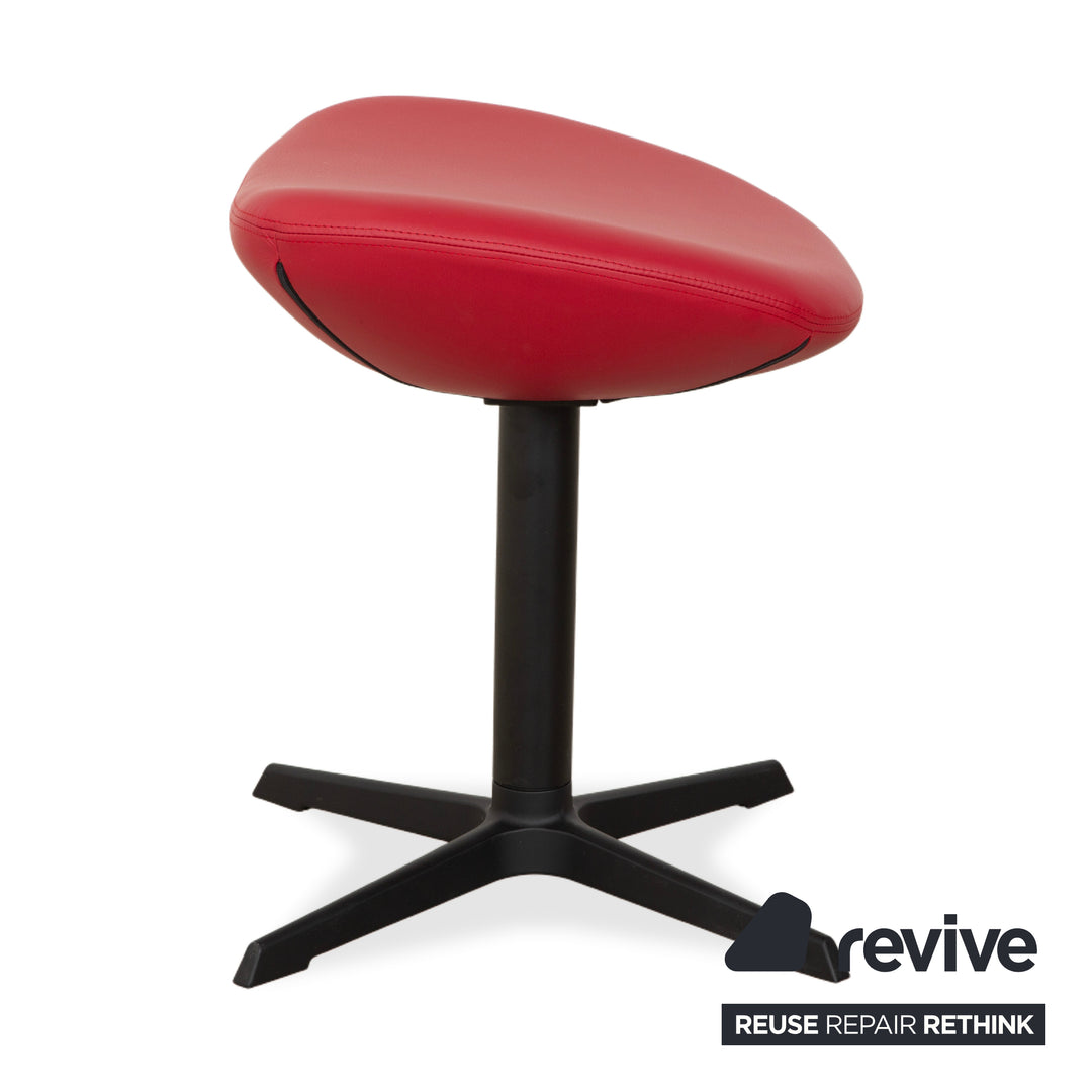 Fauteuil en cuir Varier Cocoon avec repose-pieds rouge