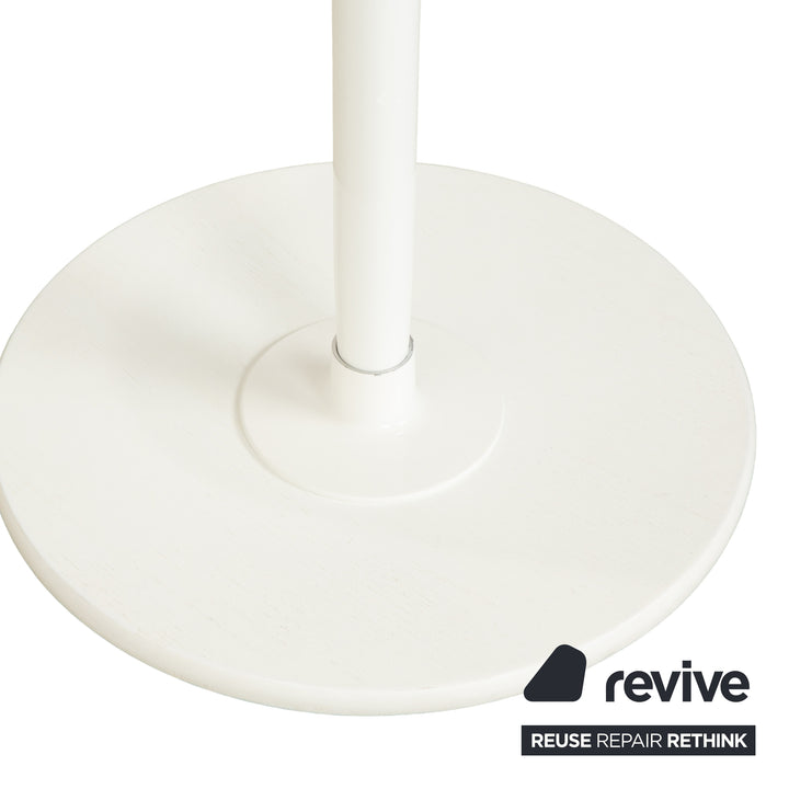 Tabouret assis-debout Varier Move, modèle LEA700, piètement blanc, en cuir et bois de frêne, par Per Øie