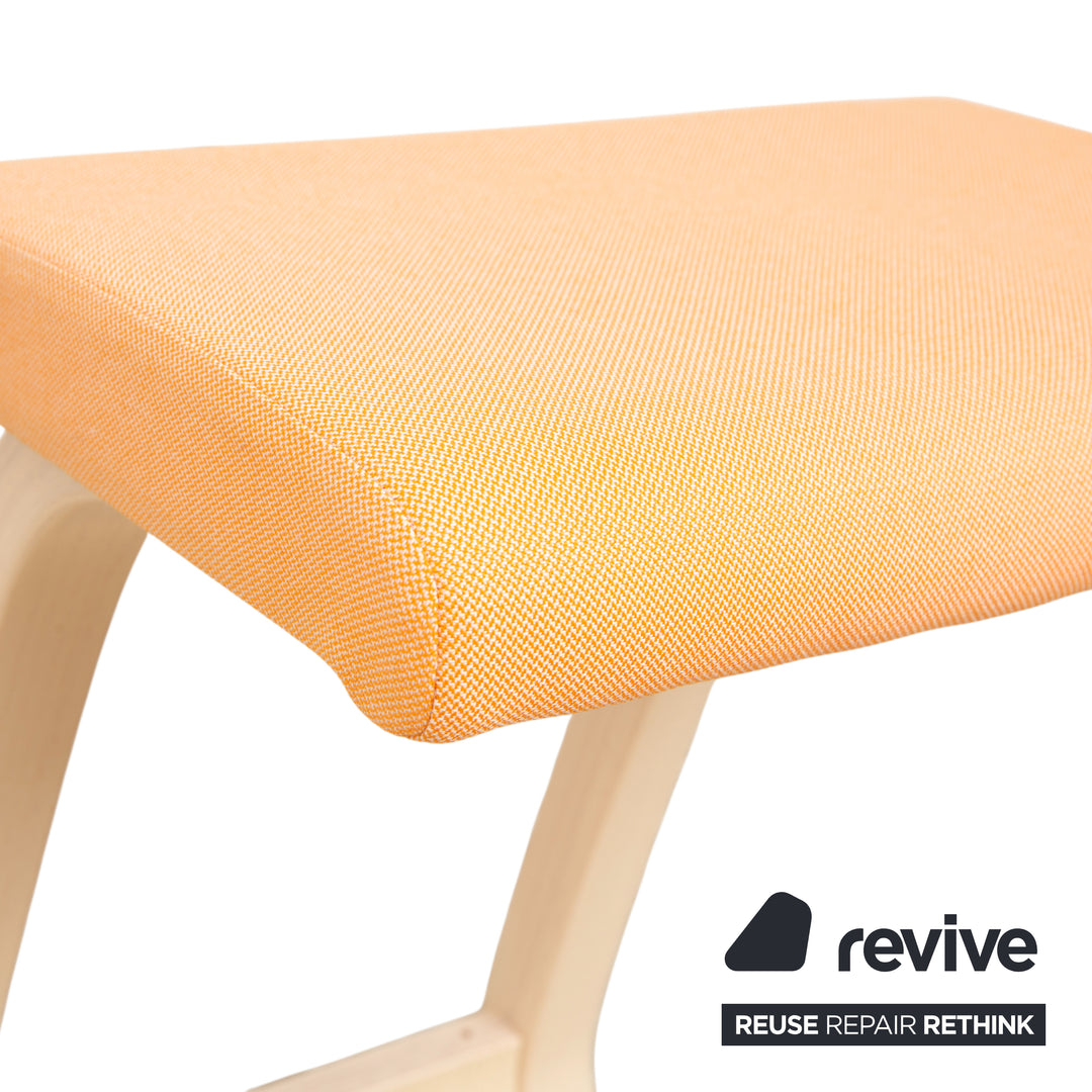 Varier Variable Holz Esche Hocker Natur Stoff Orange Apricot Schwarz