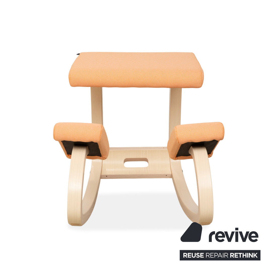 Varier Variable Holz Esche Hocker Natur Stoff Orange Apricot