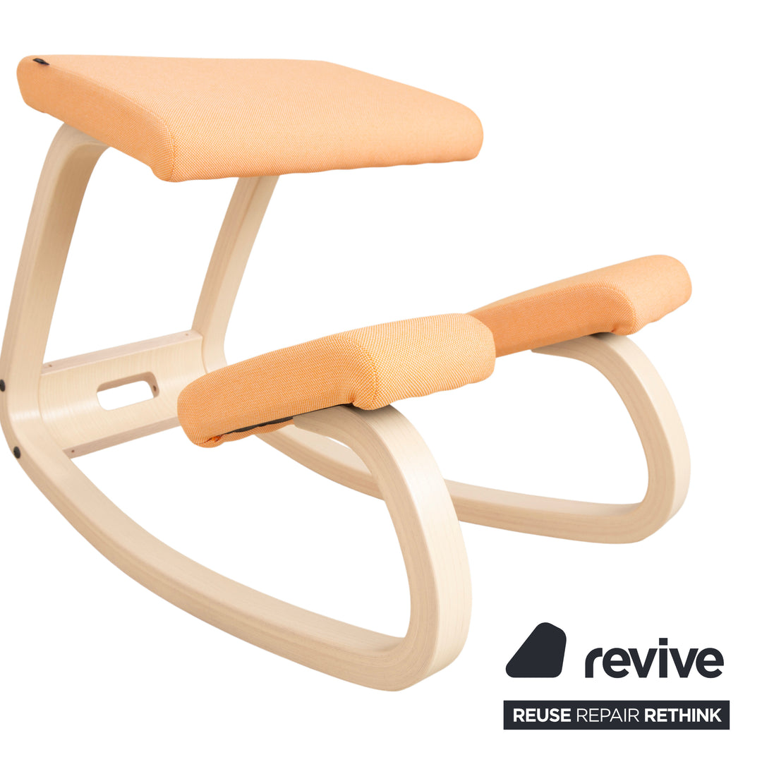 Varier Variable Holz Esche Hocker Natur Stoff Orange Apricot