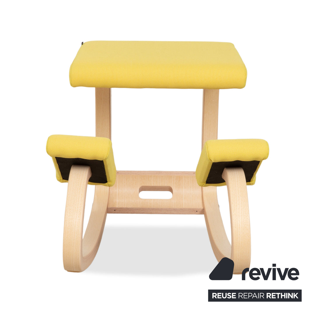 Varier Variable Kniestuhl Holz Esche Hocker Natur Stoff Gelb (Revive 424)