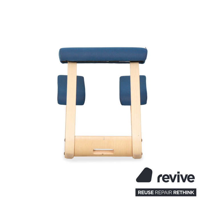 Varier Variable Stoff Sessel Stuhl Hocker Blau Grau Holz Esche Filz Hellbraun Kniestuhl