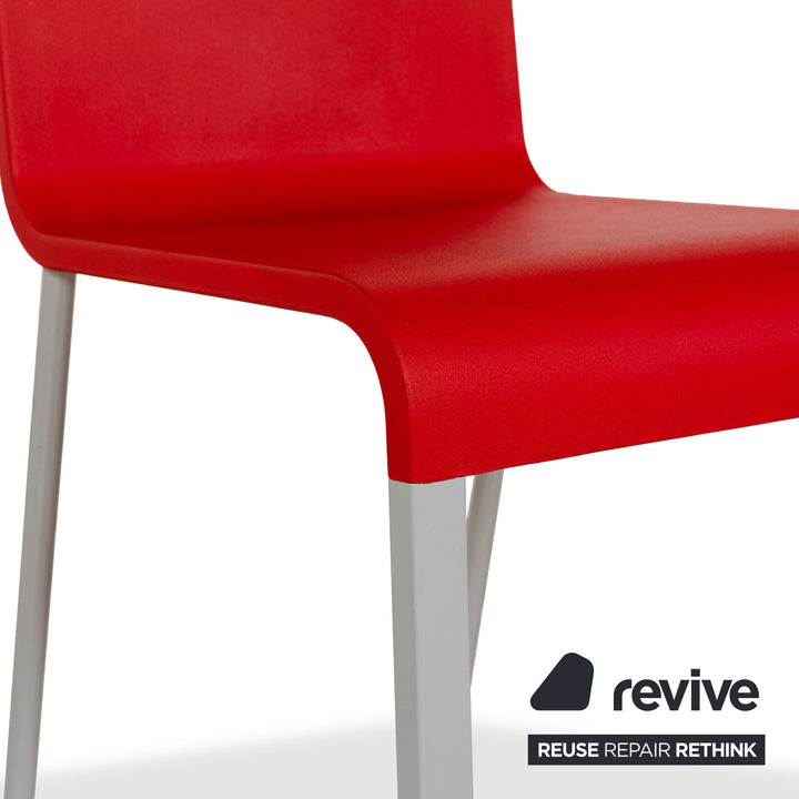 Vitra .03 chaise en plastique rouge