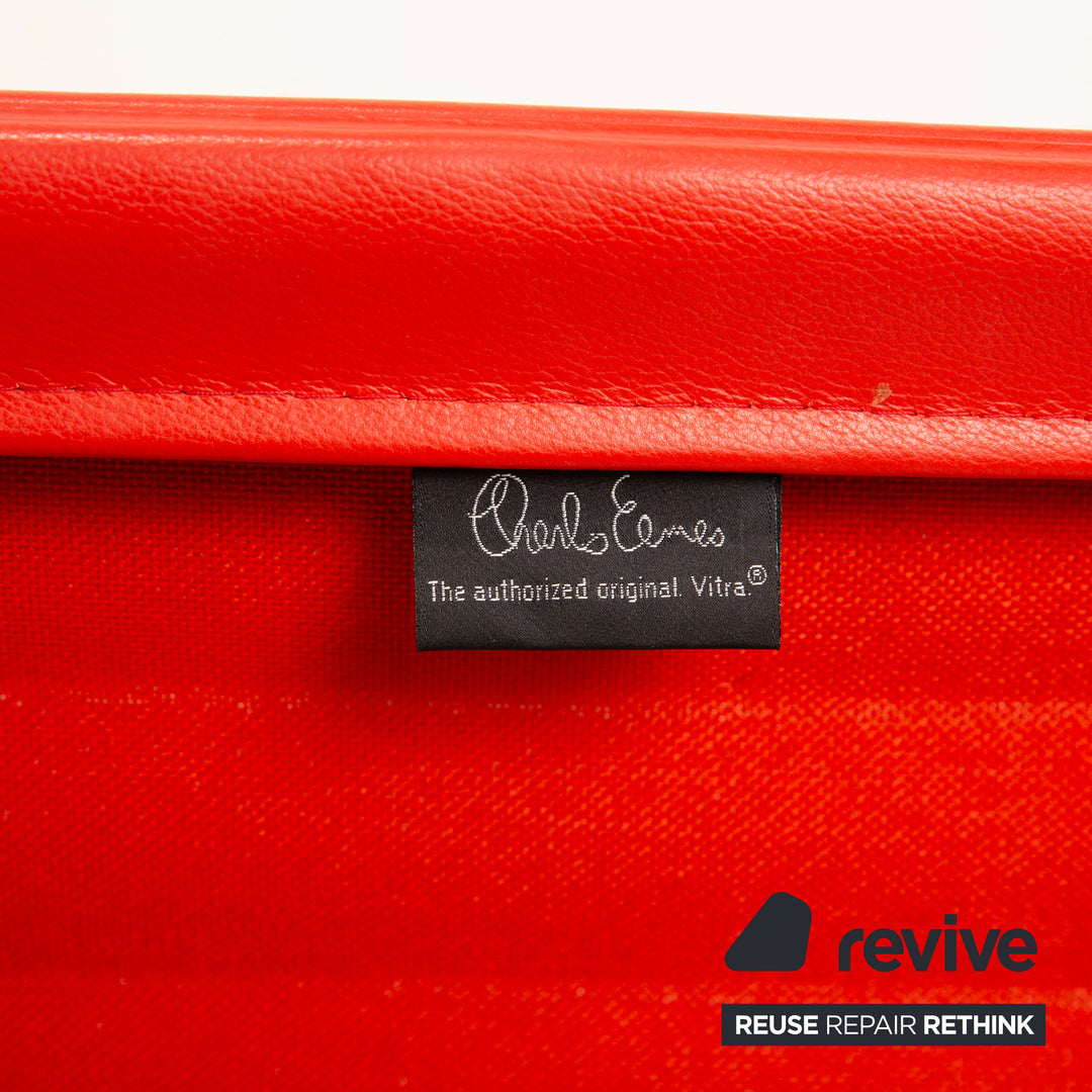 Vitra EA 124 Leder Sessel Rot inkl. Hocker mit manueller Relaxfunktion by Charles & Ray Eames