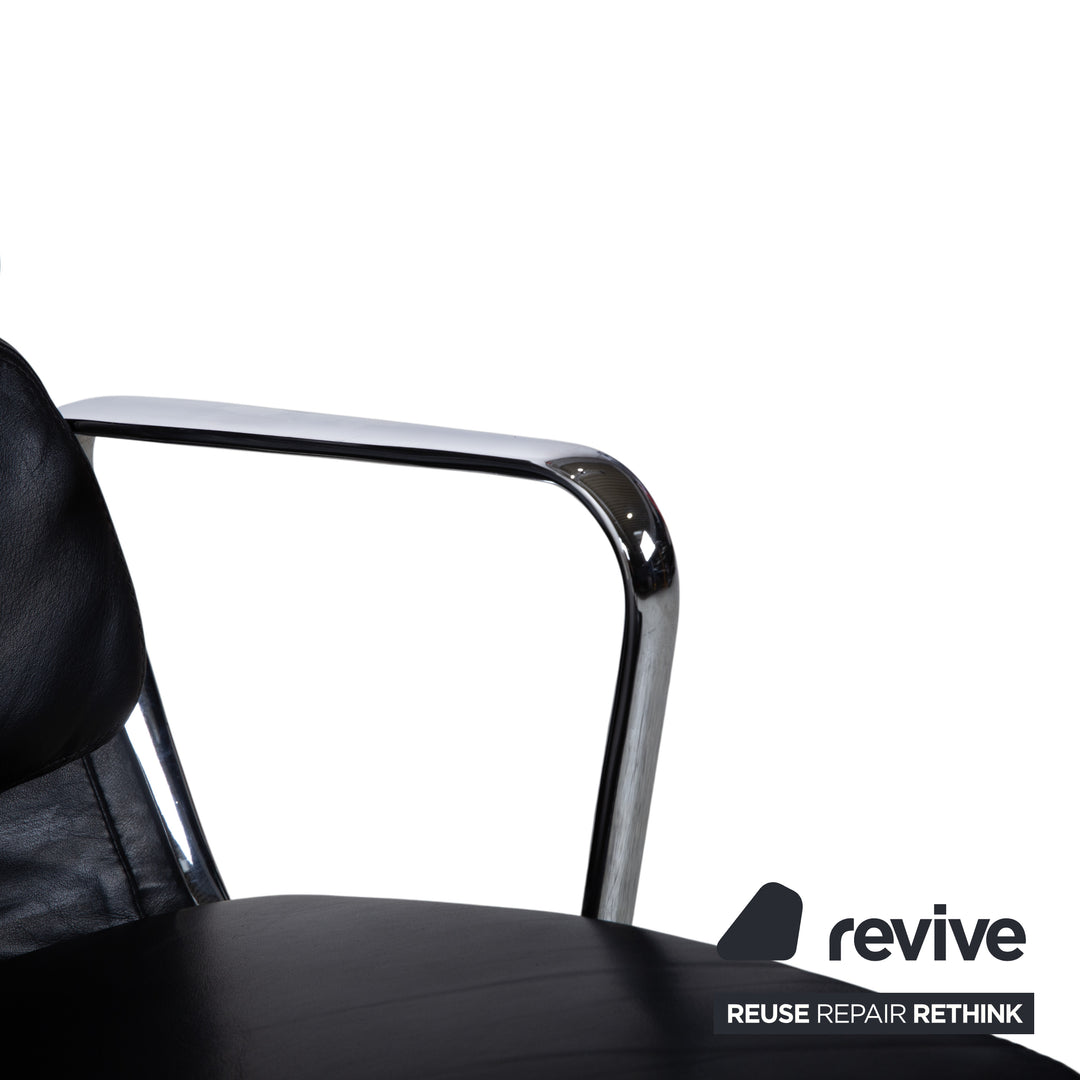 Vitra EA 222 Leder Sessel Schwarz manuelle Funktion