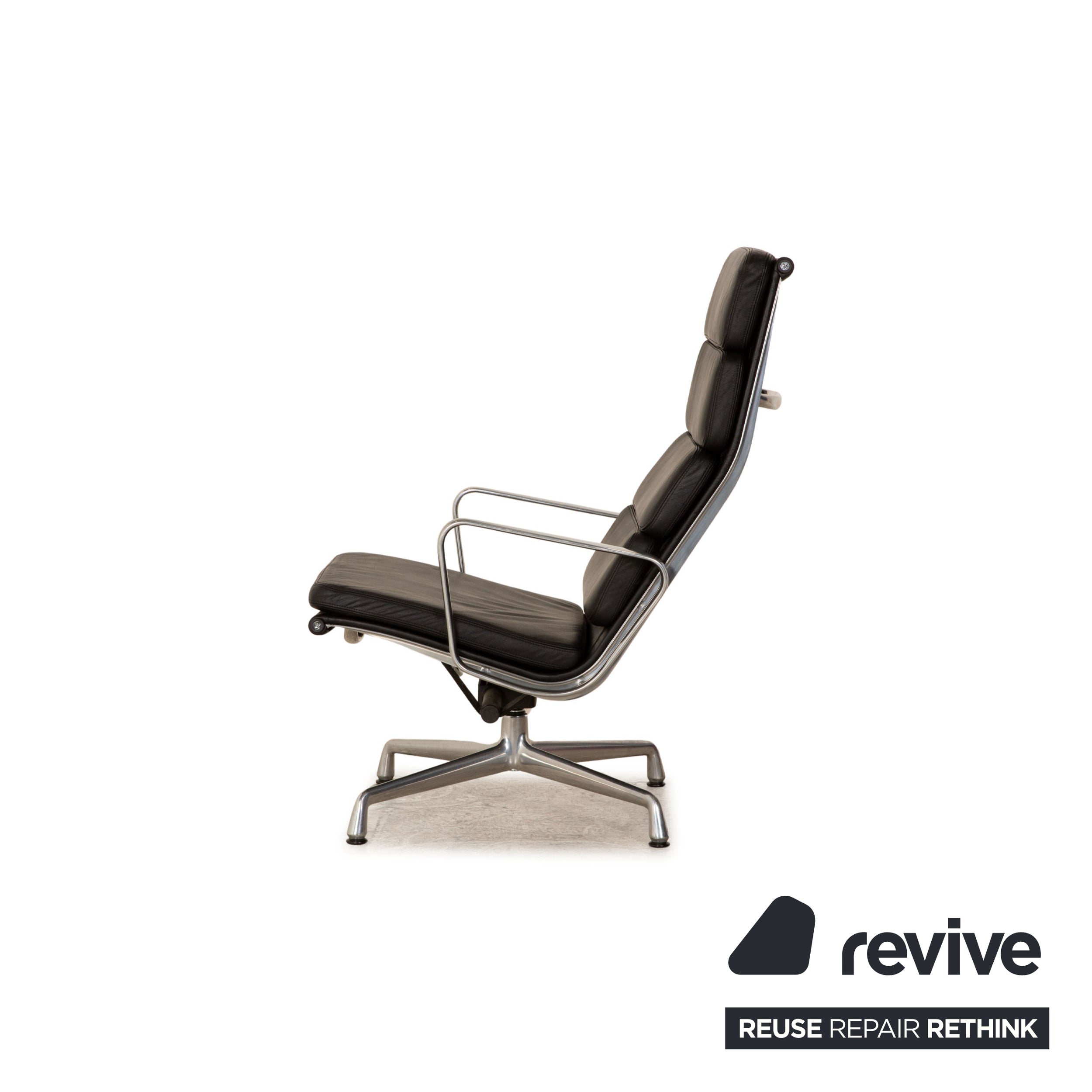 Vitra EA 222 Soft Pad Lounge Chair Leder Sessel Schwarz manuelle Funktion