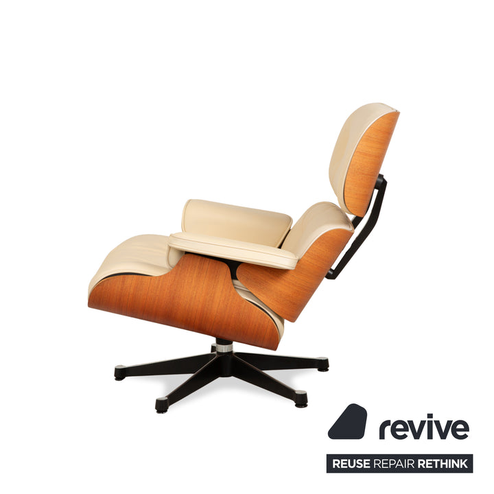 Vitra Eames Lounge Chair Leder Creme Beige inkl. Ottoman