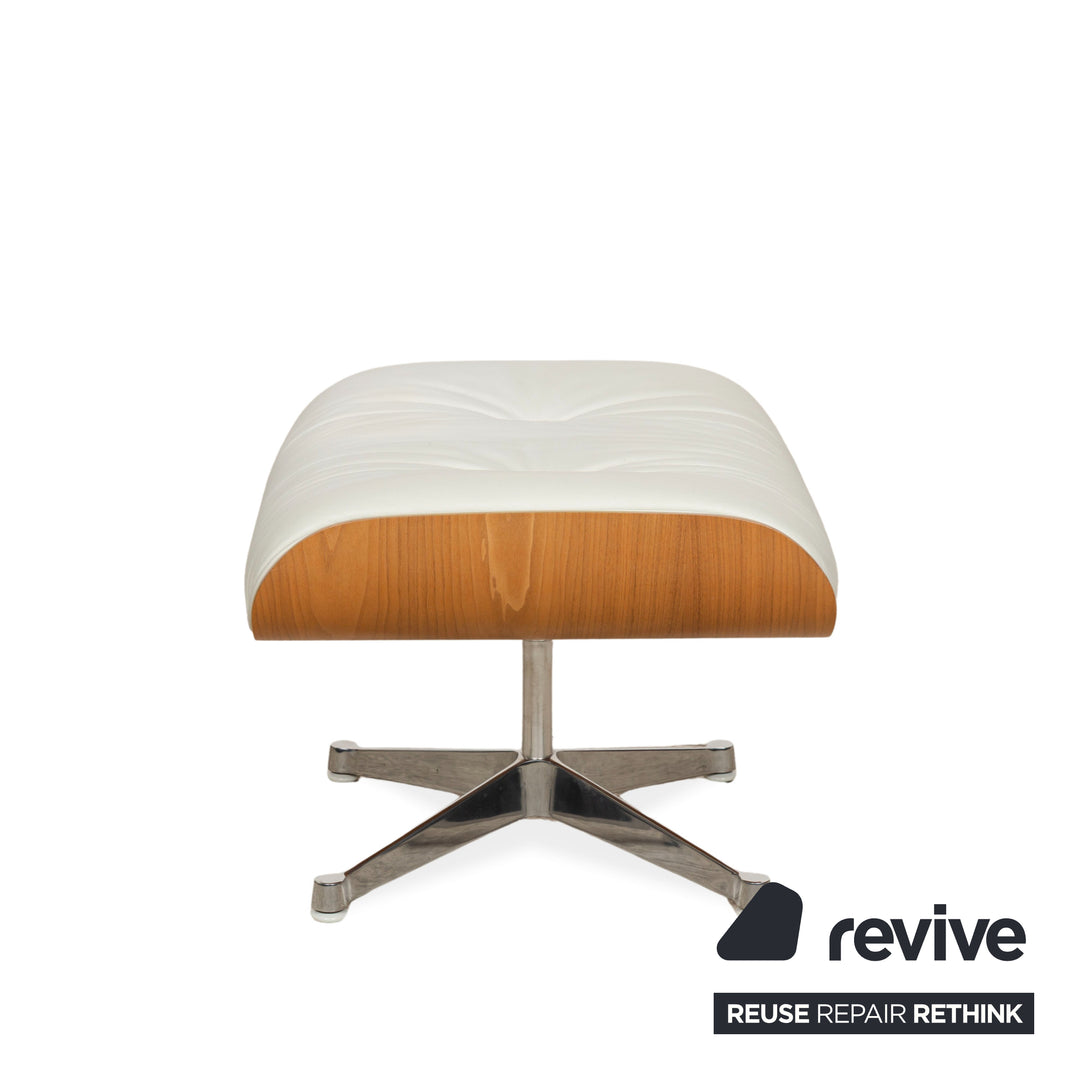 Fauteuil Lounge Vitra Eames en cuir et bois blanc avec repose-pieds