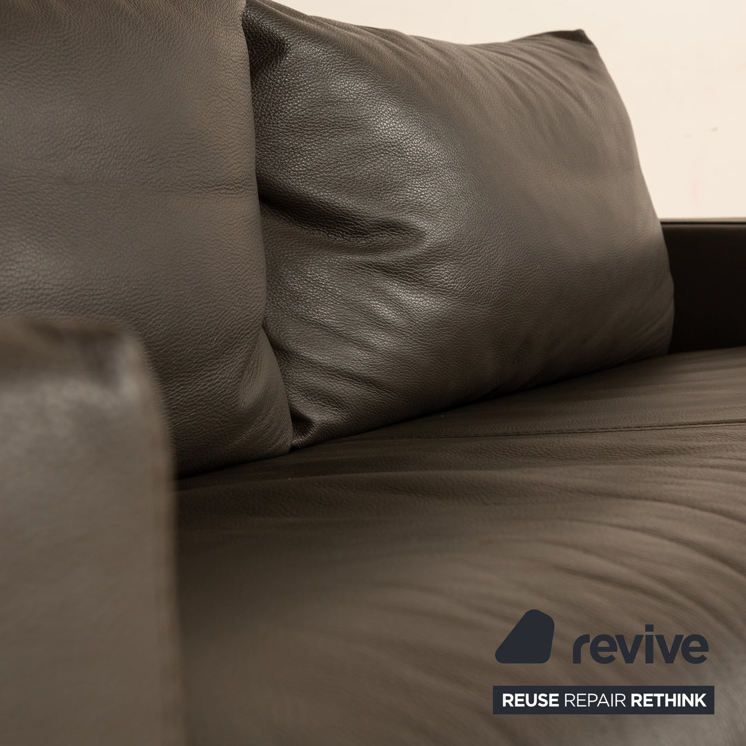 Who*s Perfect La Nuova Casa Leather Two Seater Grey Sofa Couch