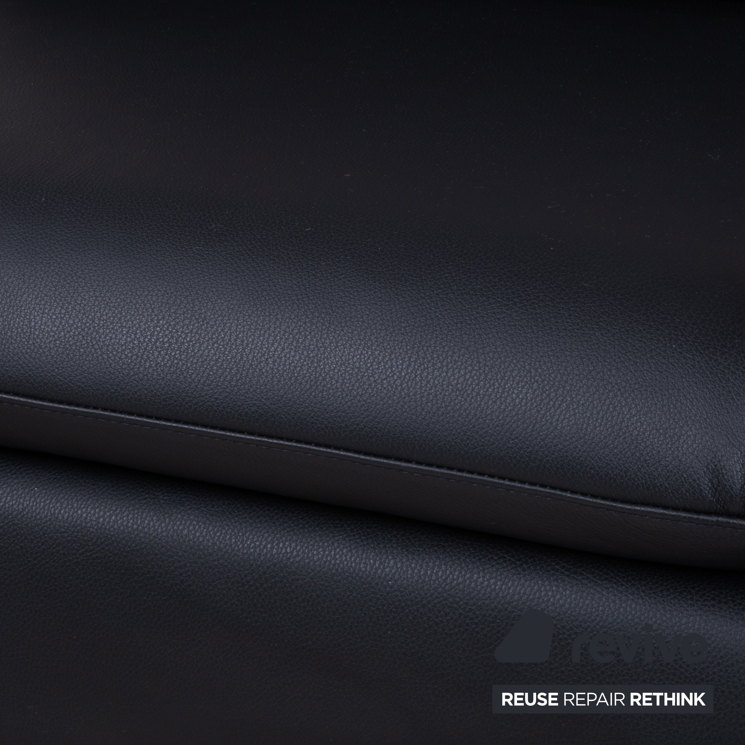 Willi Schillig Taoo Leder Zweisitzer Schwarz Sofa Couch manuelle Funktion