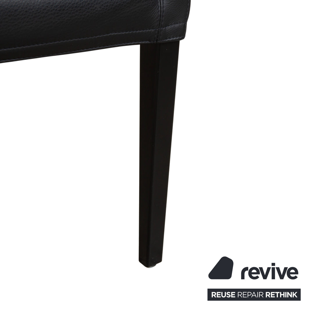 Chaise de salle à manger en cuir noir Alma de Wittmann