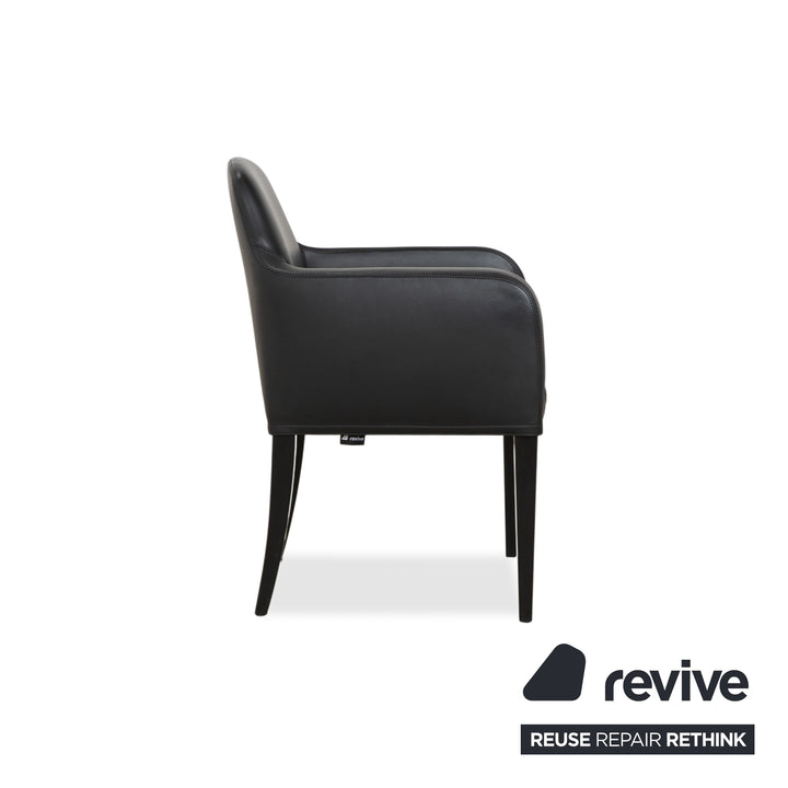 Chaise de salle à manger en cuir noir Alma de Wittmann