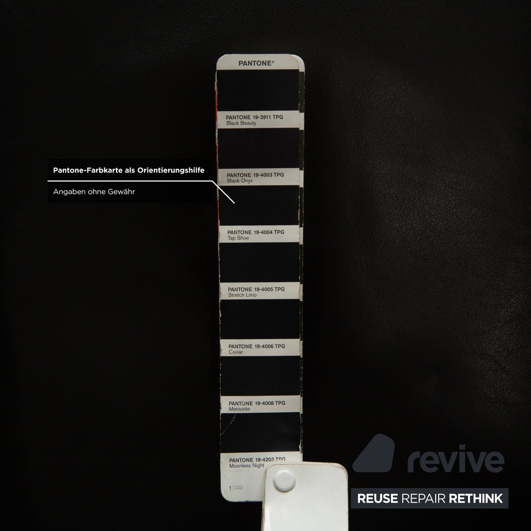 Fauteuil Wittmann Aura en cuir noir