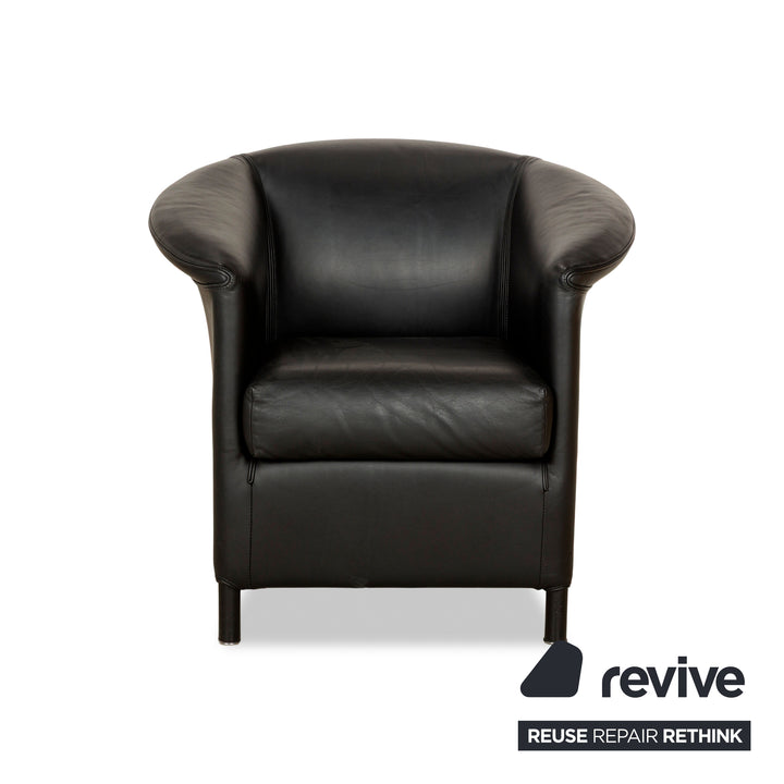 Fauteuil Wittmann Aura en cuir noir