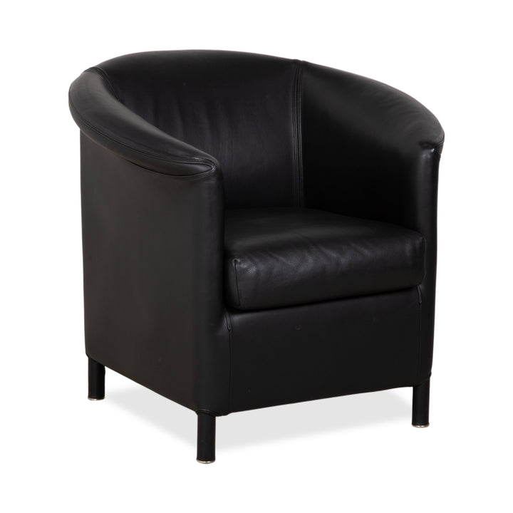 Fauteuil Wittmann Aura en cuir noir