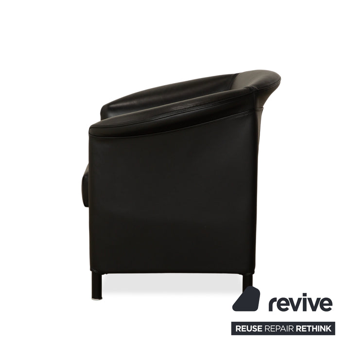 Fauteuil Wittmann Aura en cuir noir