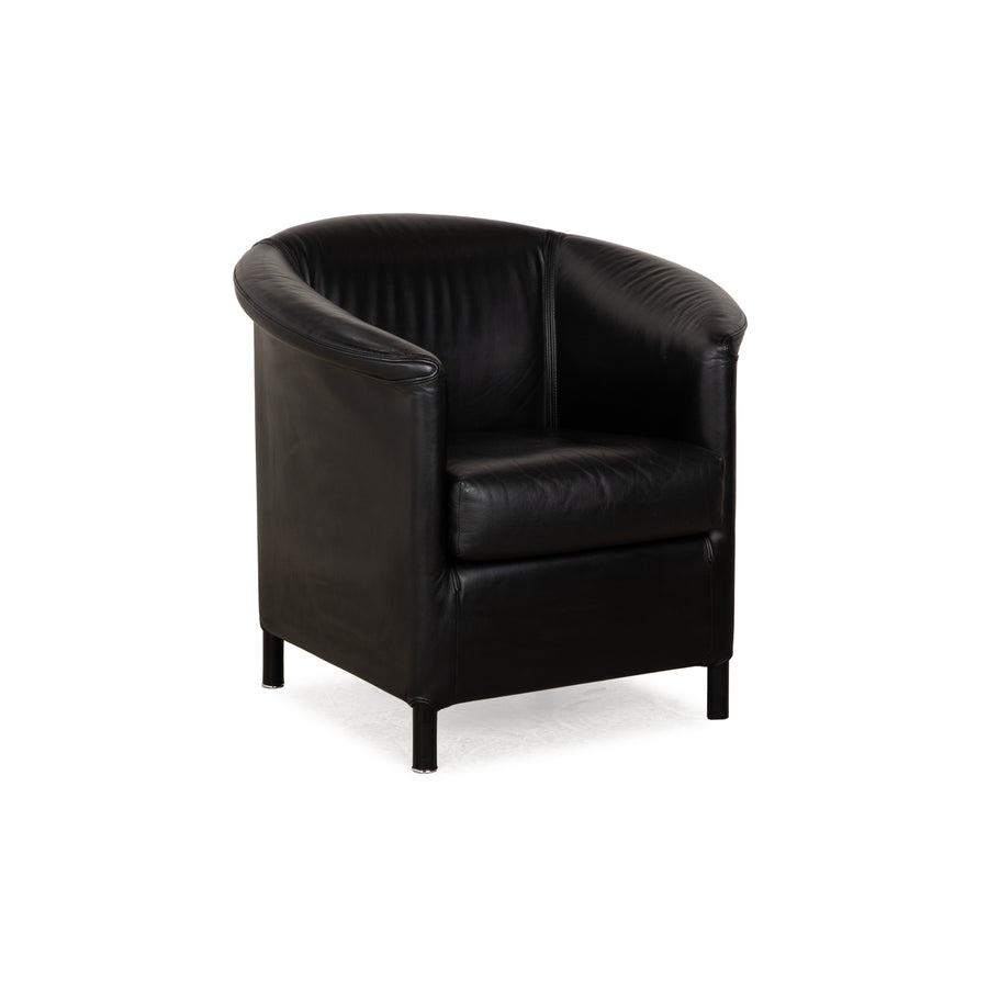 Fauteuil Wittmann Aura en cuir noir