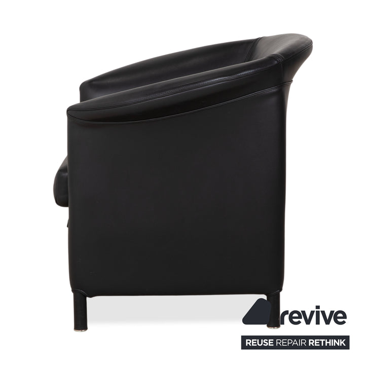 Fauteuil Wittmann Aura en cuir noir