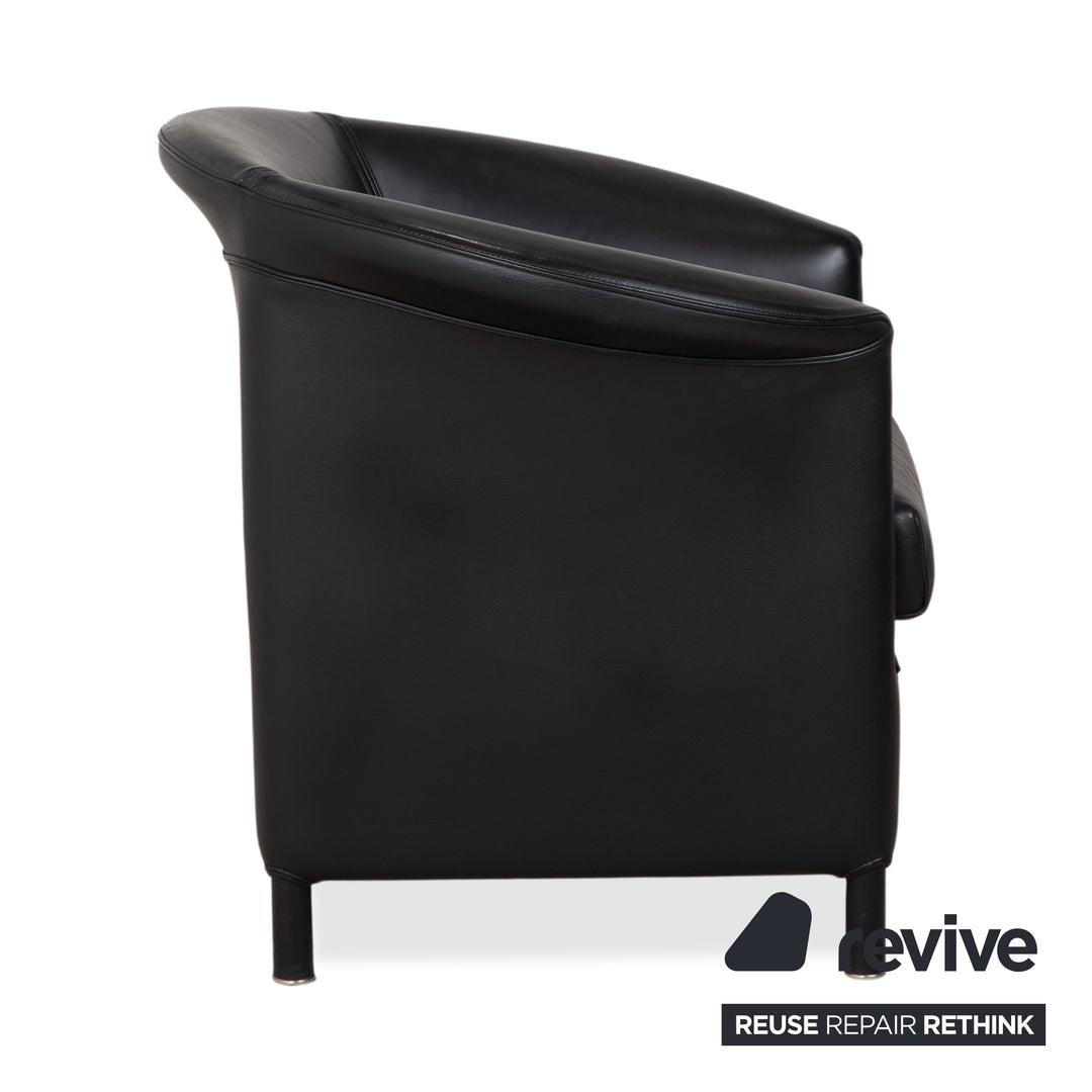 Fauteuil Wittmann Aura en cuir noir
