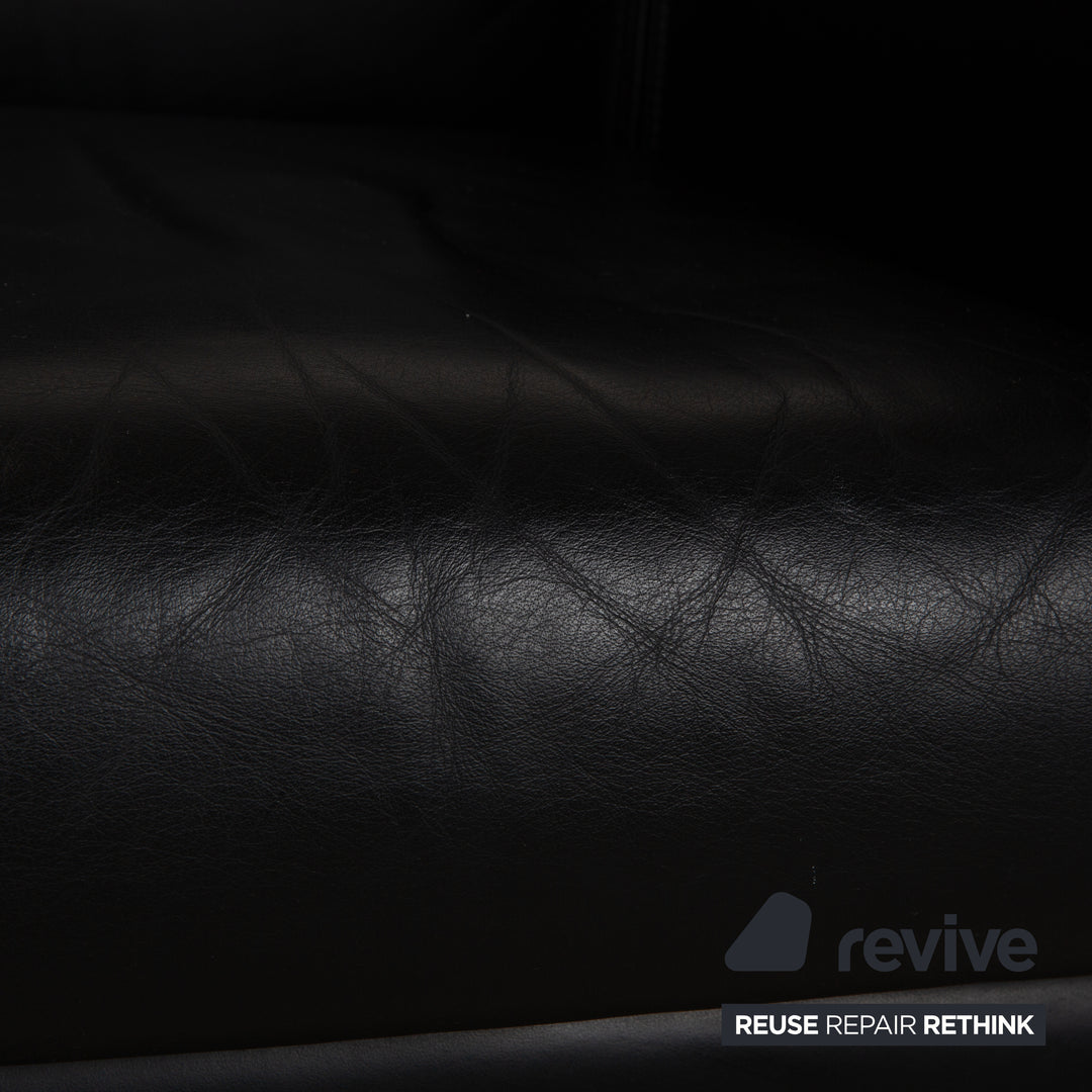 Fauteuil Wittmann Aura en cuir noir