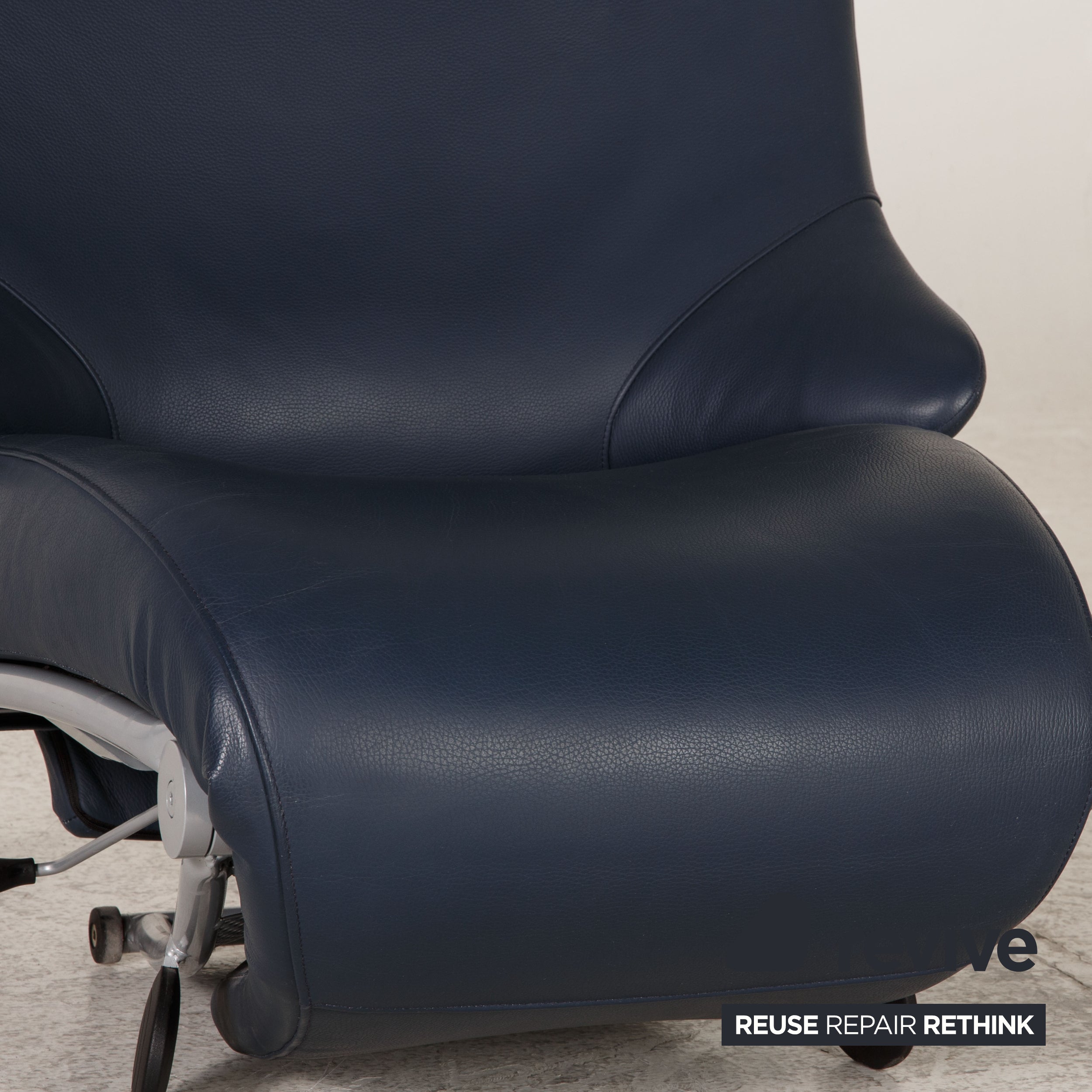 WK Wohnen Solo 699 Leather Armchair Blue Function relax function