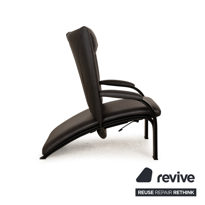 Fauteuil WK Wohnen Spot 698 vegan (GAVIN 117) en cuir noir avec cadre en métal et fonction manuelle, housse neuve