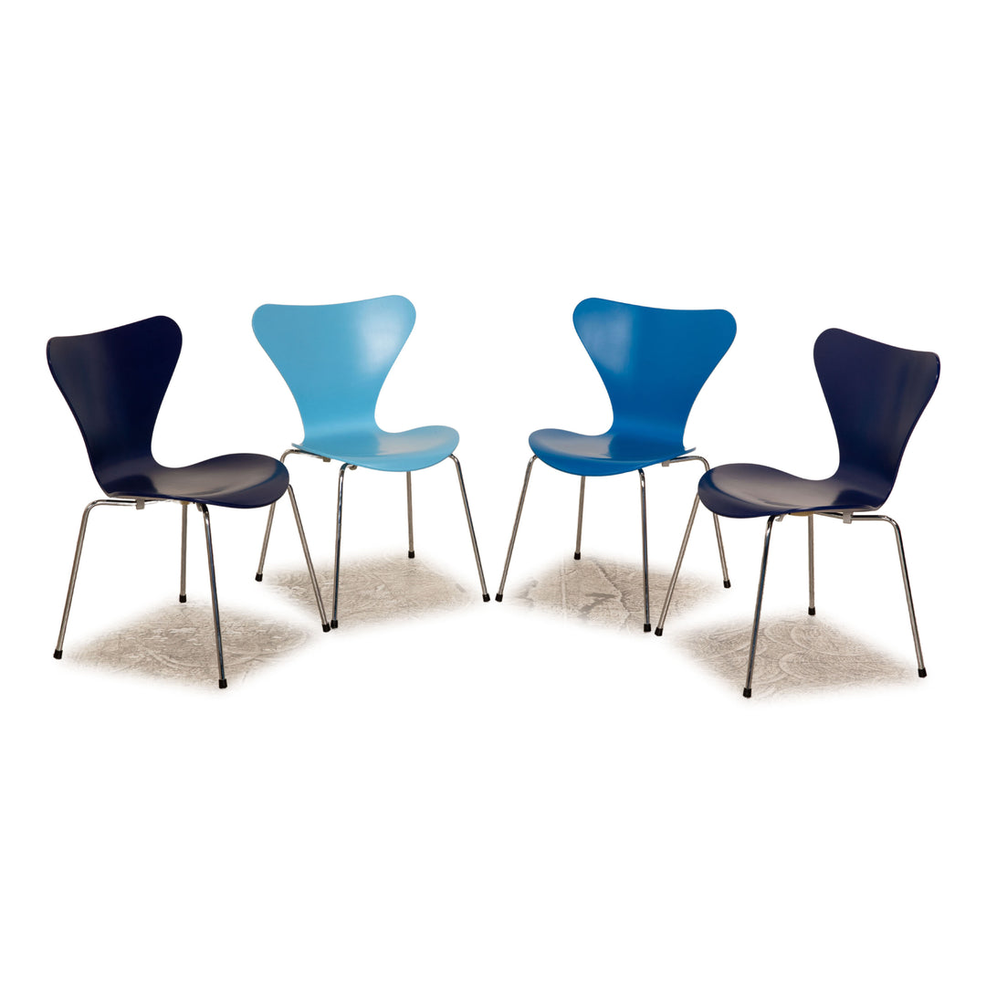 Set of 4 Fritz Hansen Series 7 Wooden Chairs Blue Dark Blue Dining Room