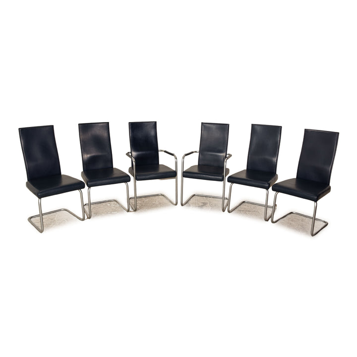 Lot de 6 chaises en cuir Ronald Schmitt bleu salle à manger