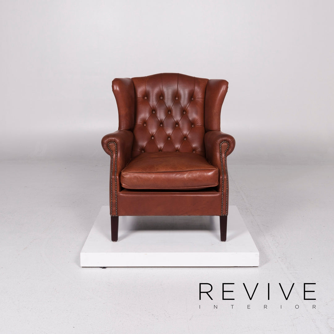 Ensemble canapé Chesterfield en cuir 1x trois places, 1x deux places, 1x fauteuil, 1x tabouret #11348