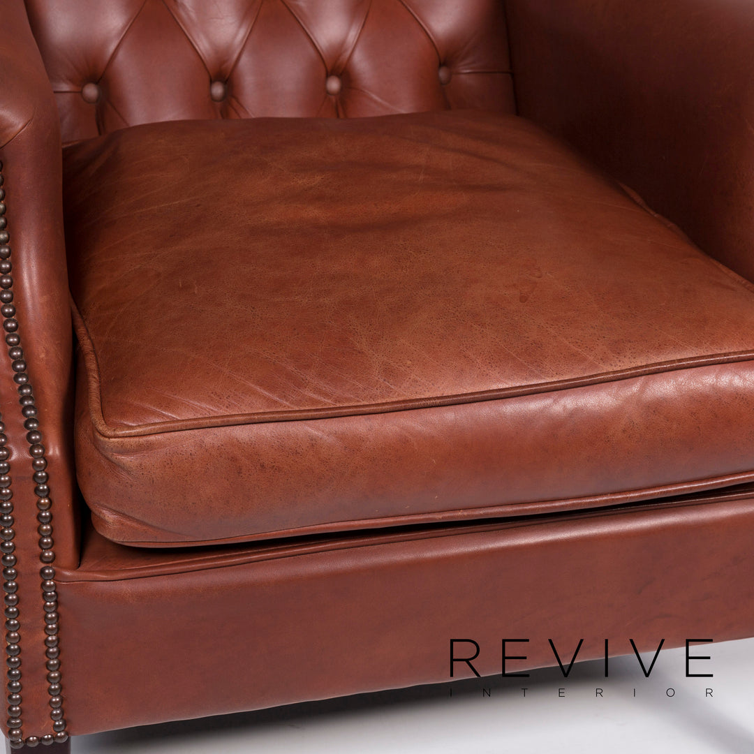 Ensemble canapé Chesterfield en cuir 1x trois places, 1x deux places, 1x fauteuil, 1x tabouret #11348