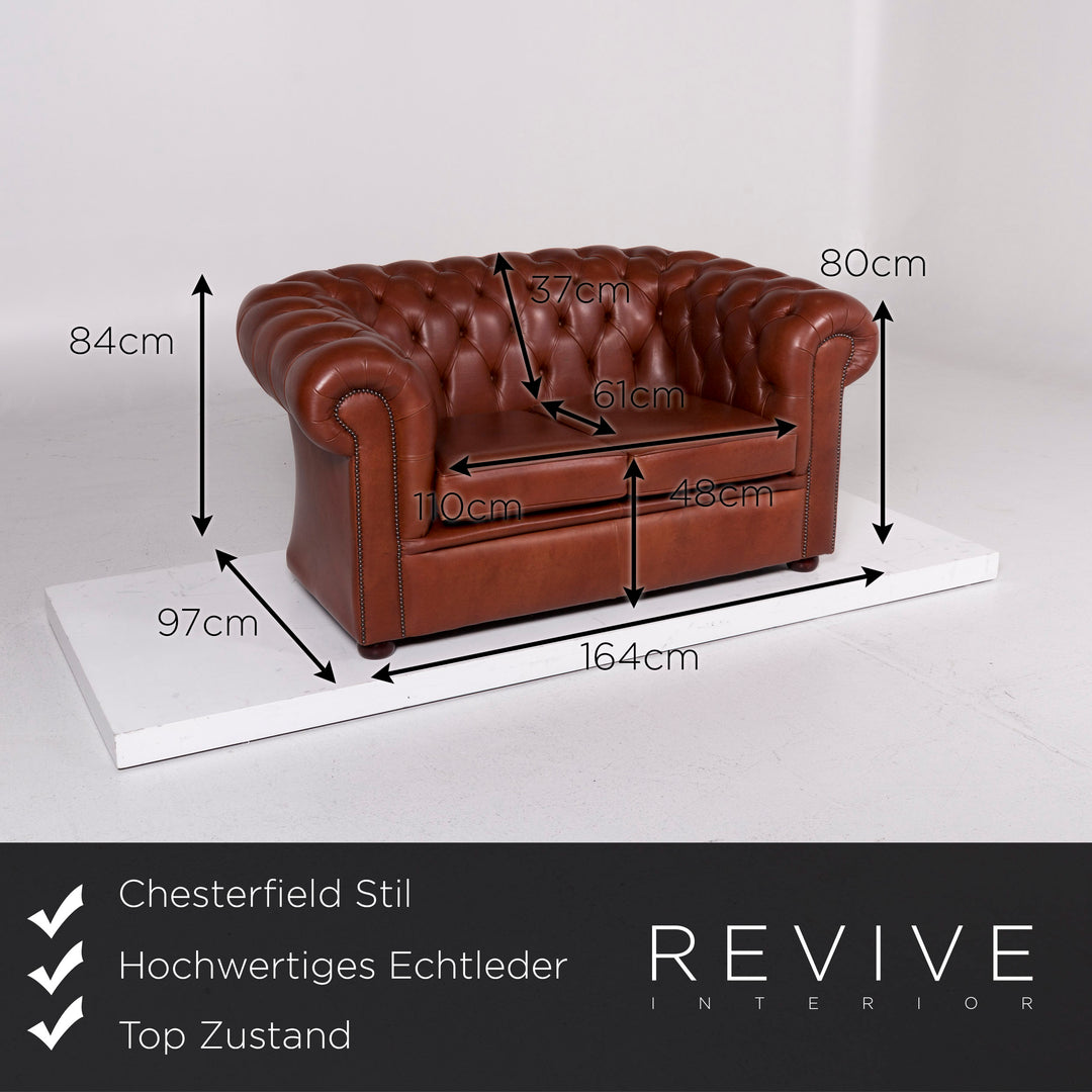Ensemble canapé Chesterfield en cuir 1x trois places, 1x deux places, 1x fauteuil, 1x tabouret #11348